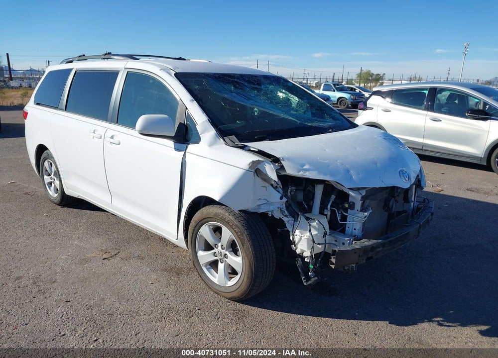 2015 TOYOTA SIENNA LE 8 PASSENGER VIN: 5TDKK3DC5FS594955