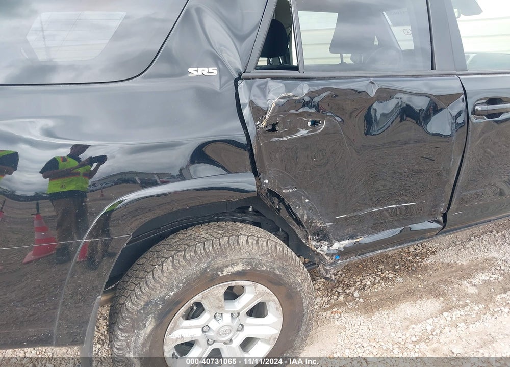 2024 TOYOTA 4RUNNER VIN: JTEEU5JR3R5314869