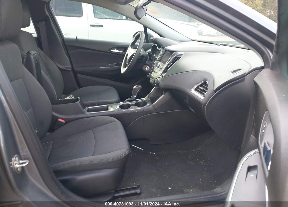 2019 CHEVROLET CRUZE VIN: 1G1BE5SM3K7100488