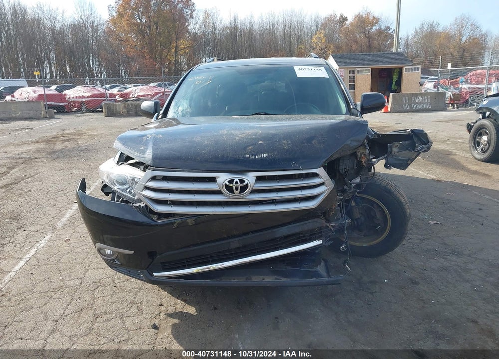 2013 TOYOTA HIGHLANDER SE V6 VIN: 5TDBK3EH6DS268590