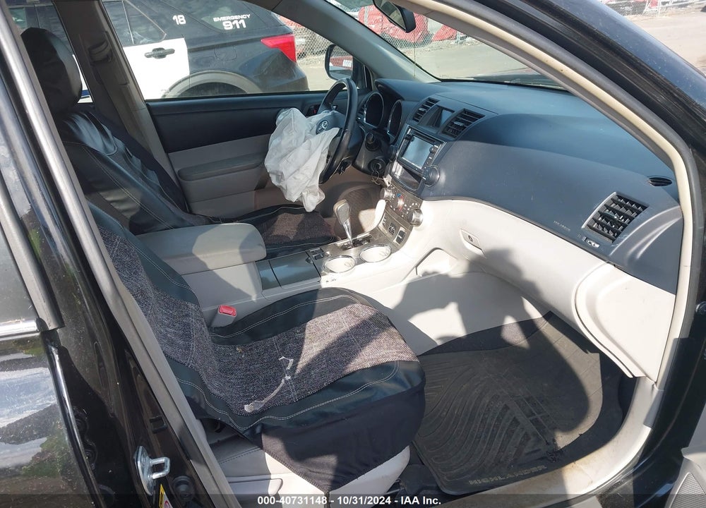 2013 TOYOTA HIGHLANDER SE V6 VIN: 5TDBK3EH6DS268590