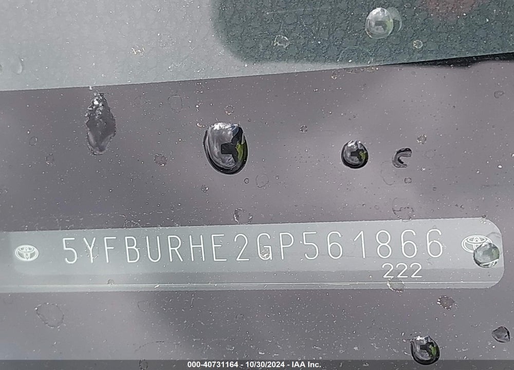 2016 TOYOTA COROLLA LE VIN: 5YFBURHE2GP561866