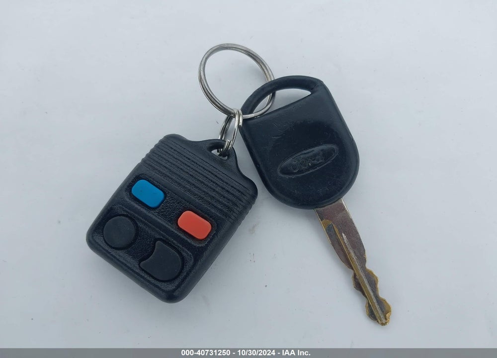 2008 FORD FOCUS SE/SES VIN: 1FAHP35NX8W206090