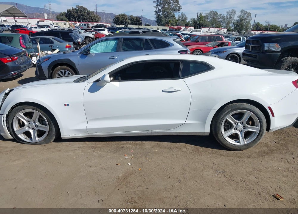 2018 CHEVROLET CAMARO 1LT VIN: 1G1FB1RS5J0100202