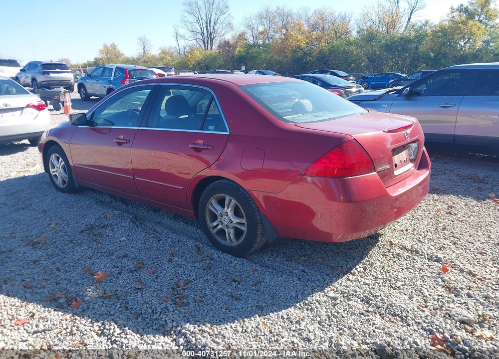 2007 HONDA ACCORD 2.4 EX VIN: 1HGCM567X7A039073