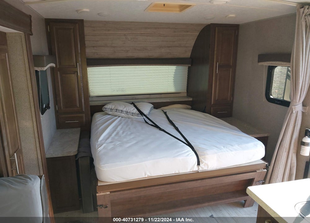 2019 FLAGSTAFF OTHER VIN: 4X4TRLA29KD426537