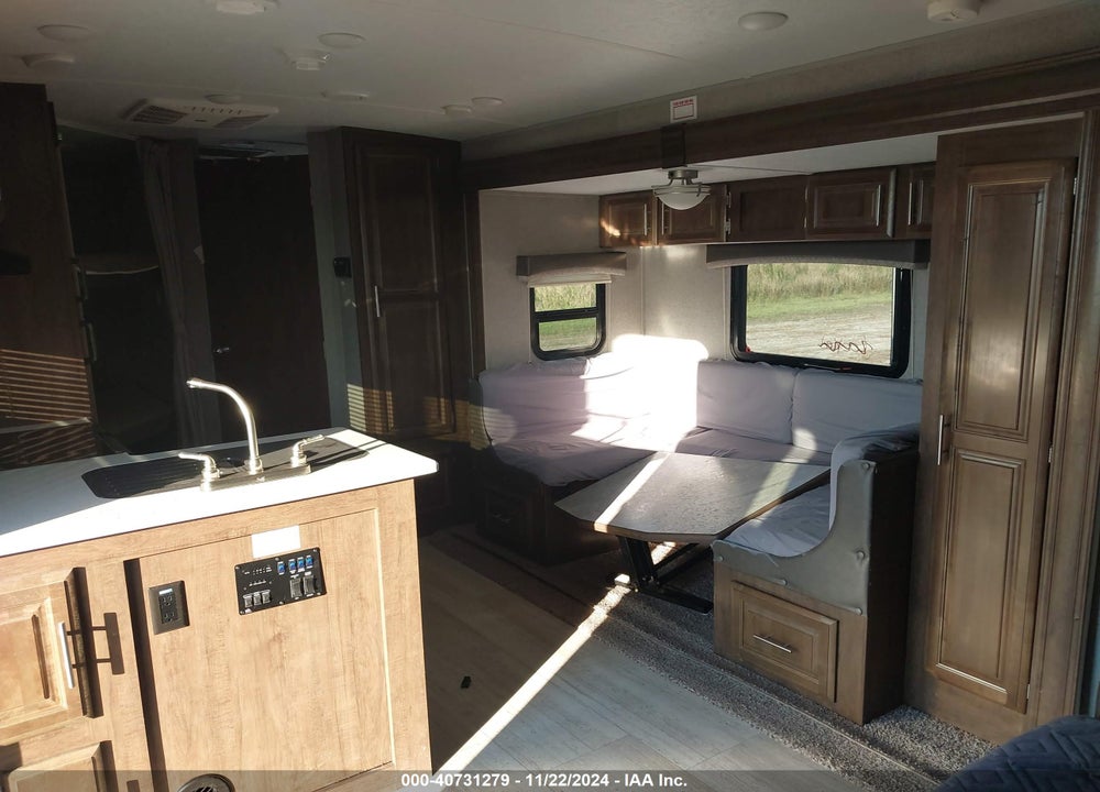 2019 FLAGSTAFF OTHER VIN: 4X4TRLA29KD426537