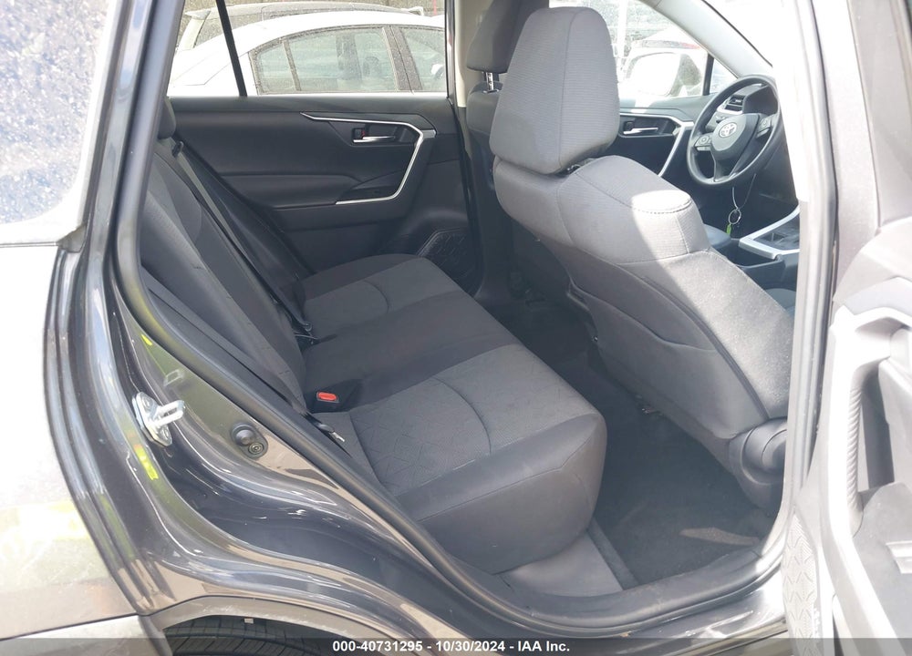 2022 TOYOTA RAV4 XLE VIN: 2T3P1RFVXNW286218