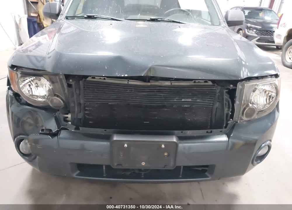 2008 FORD ESCAPE XLT VIN: 1FMCU93108KE82619