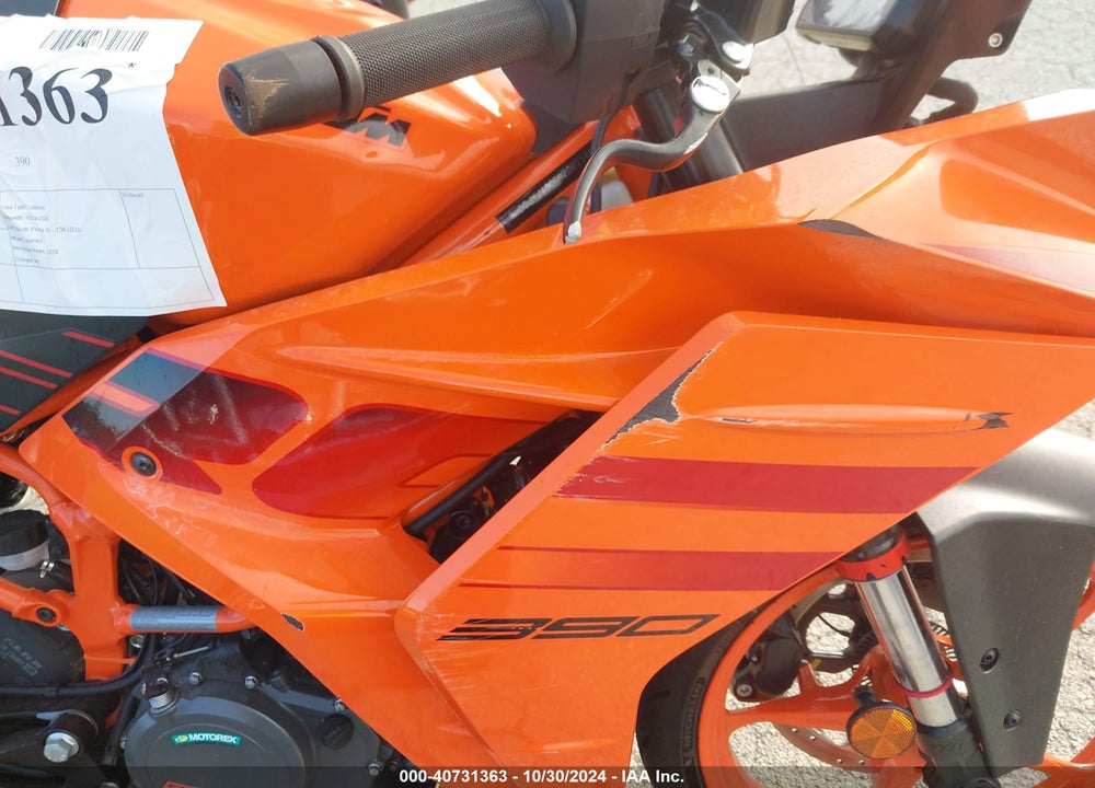 2024 KTM 390 RC VIN: MD2JYJ400RN209214