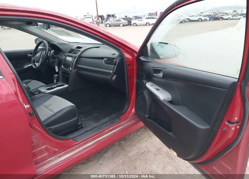 2014 TOYOTA CAMRY SE VIN: 4T1BF1FK3EU778620