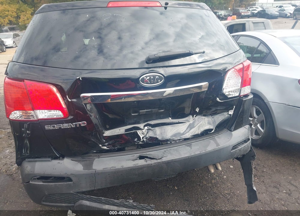 2012 KIA SORENTO LX VIN: 5XYKT3A12CG258690