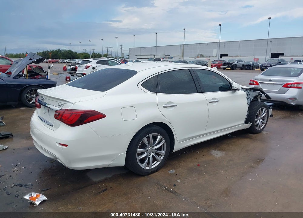 2017 INFINITI Q70 3.7 VIN: JN1BY1AP5HM741660