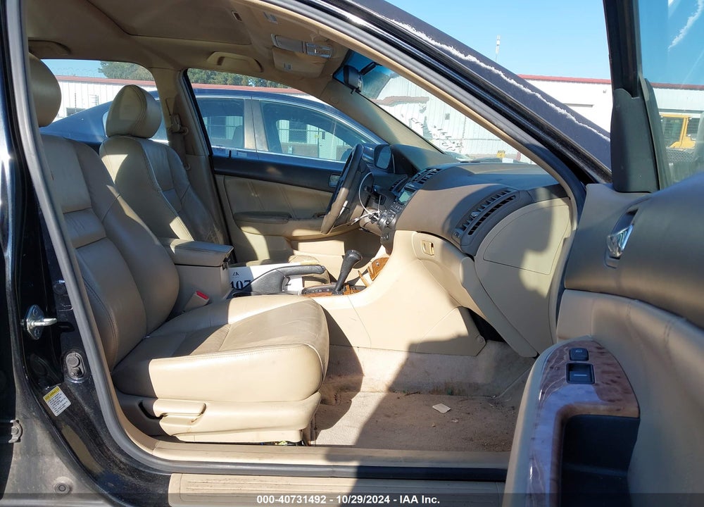 2005 HONDA ACCORD 2.4 EX VIN: 1HGCM568X5A025843