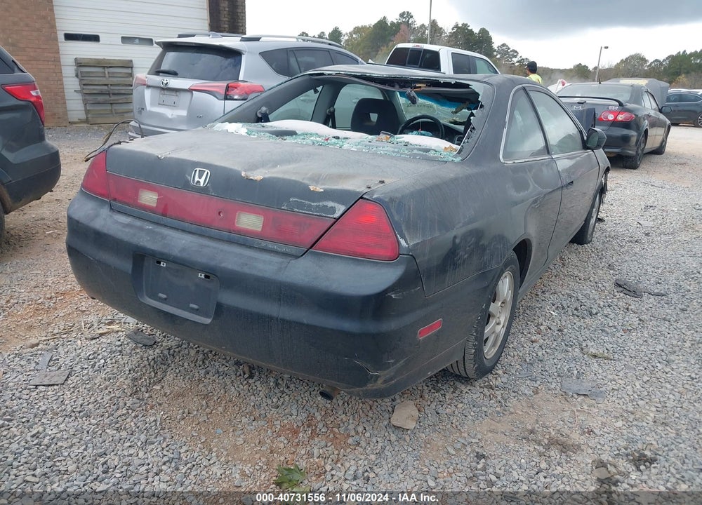 2002 HONDA ACCORD 2.3 SE VIN: 1HGCG320X2A013411