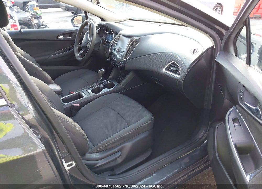 2017 CHEVROLET CRUZE LT AUTO VIN: 3G1BE6SM6HS592286