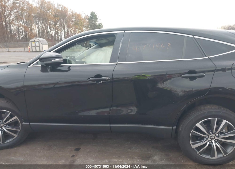 2022 TOYOTA VENZA LE VIN: JTEAAAAH7NJ095228