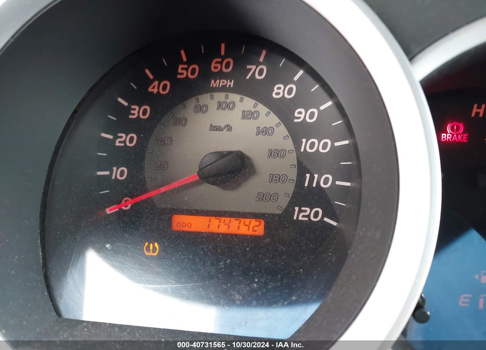 2011 TOYOTA TACOMA VIN: 5TFUX4ENXBX002213