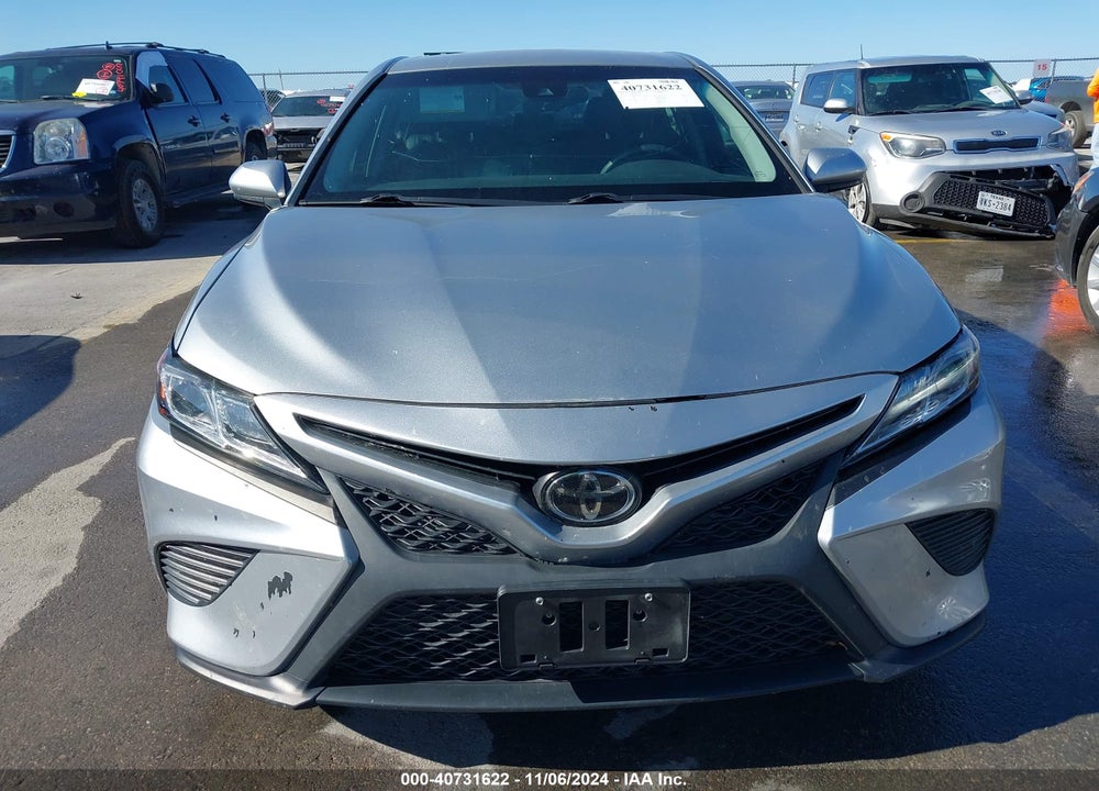 2018 TOYOTA CAMRY SE VIN: 4T1B11HK0JU666265