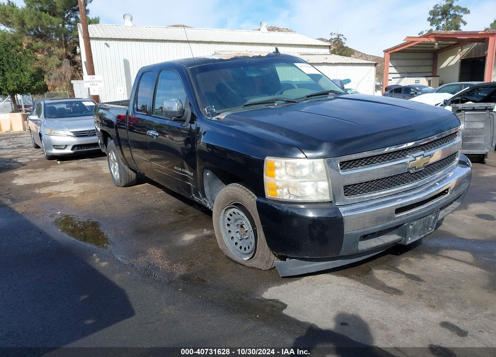 2011 CHEVROLET SILVERADO 1500 LS VIN: 1GCRCREA1BZ401897