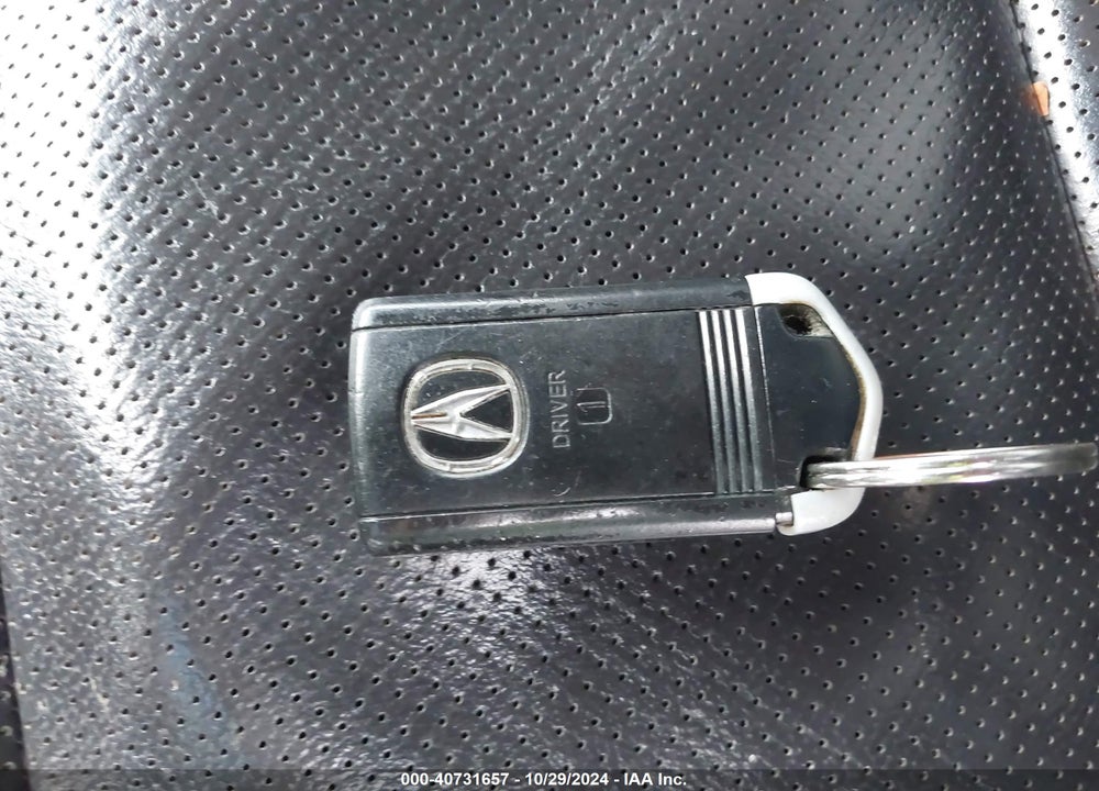 2015 ACURA ILX 2.0L VIN: 19VDE1F38FE001996
