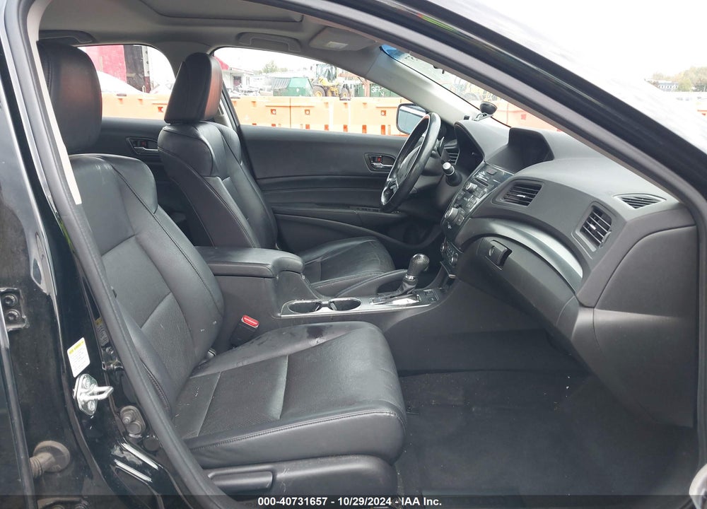 2015 ACURA ILX 2.0L VIN: 19VDE1F38FE001996