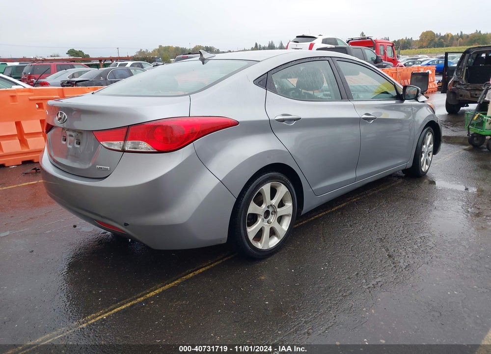 2013 HYUNDAI ELANTRA LIMITED VIN: KMHDH4AEXDU769093
