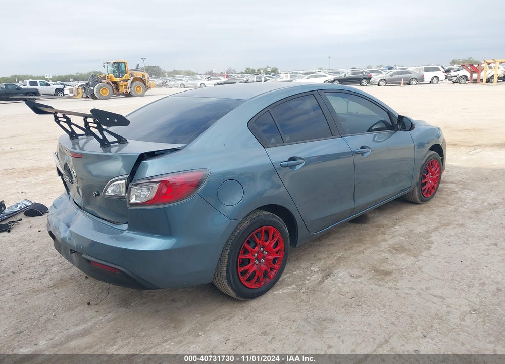 2010 MAZDA 3 I SPORT VIN: JM1BL1SF4A1157484
