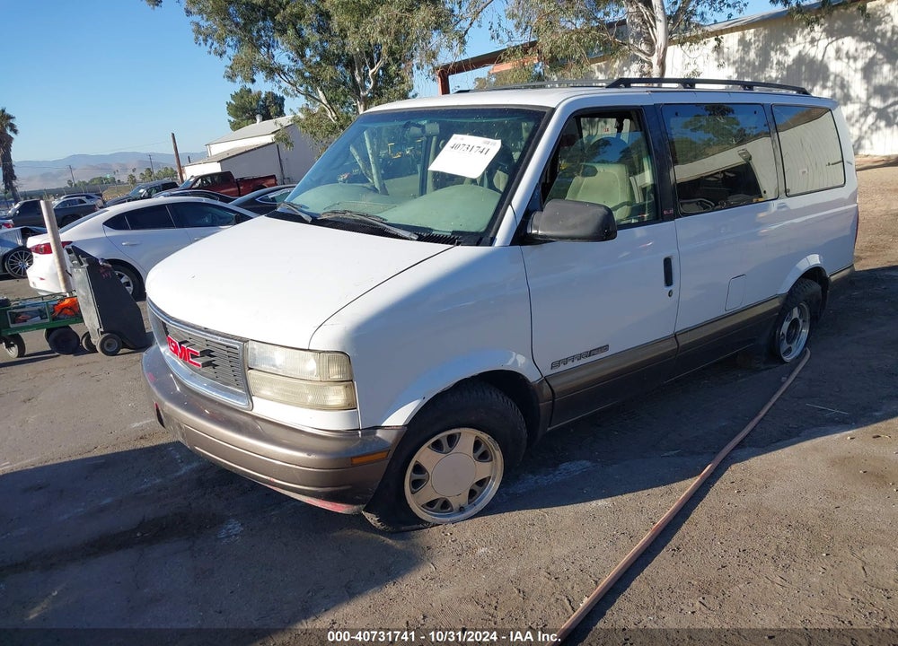 2000 GMC SAFARI SL VIN: 1GKEL19W8YB509137