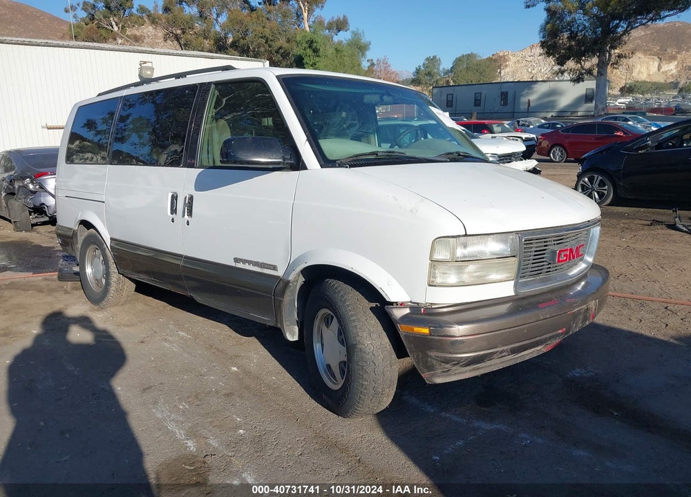 2000 GMC SAFARI SL VIN: 1GKEL19W8YB509137