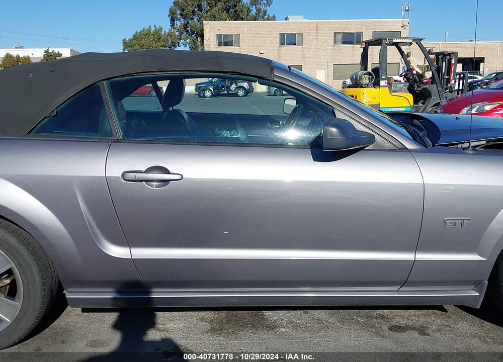2006 FORD MUSTANG GT VIN: 1ZVHT85HX65184489