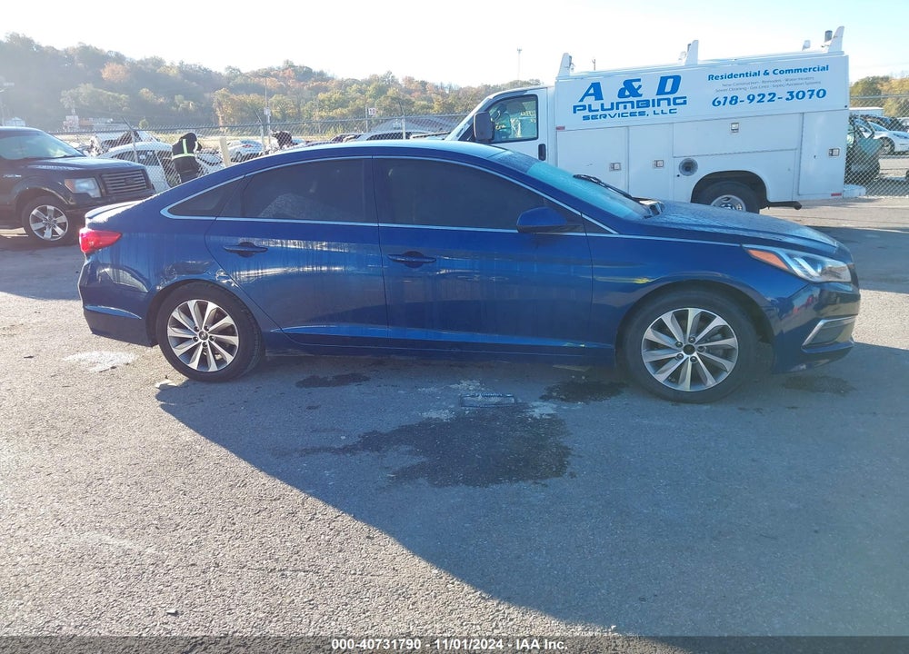 2017 HYUNDAI SONATA VIN: 5NPE24AF2HH442755
