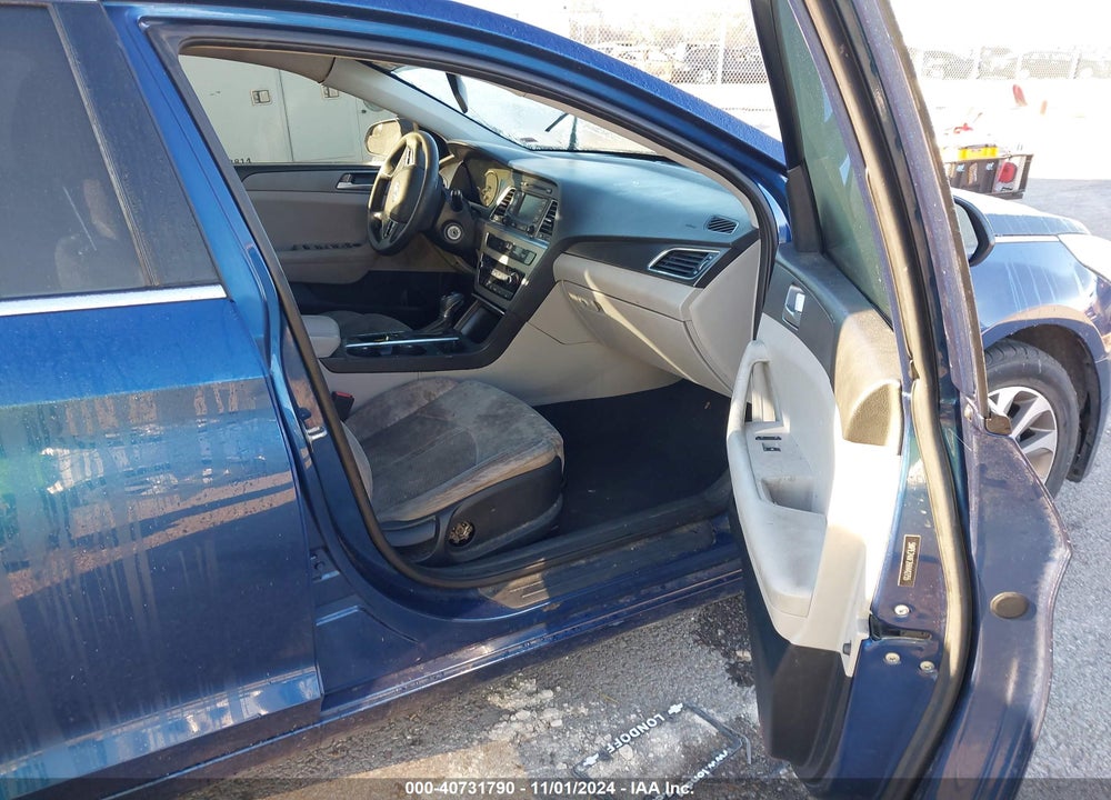 2017 HYUNDAI SONATA VIN: 5NPE24AF2HH442755