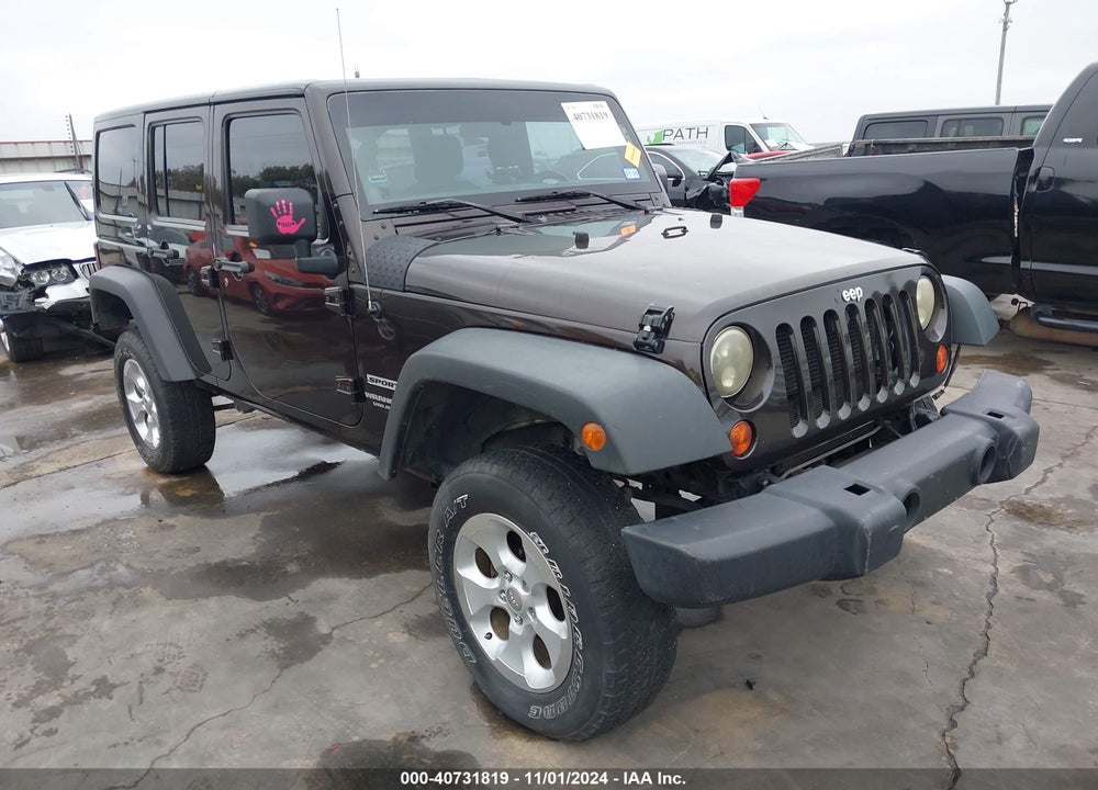 2013 JEEP WRANGLER UNLIMITED SPORT VIN: 1C4BJWDG4DL678092