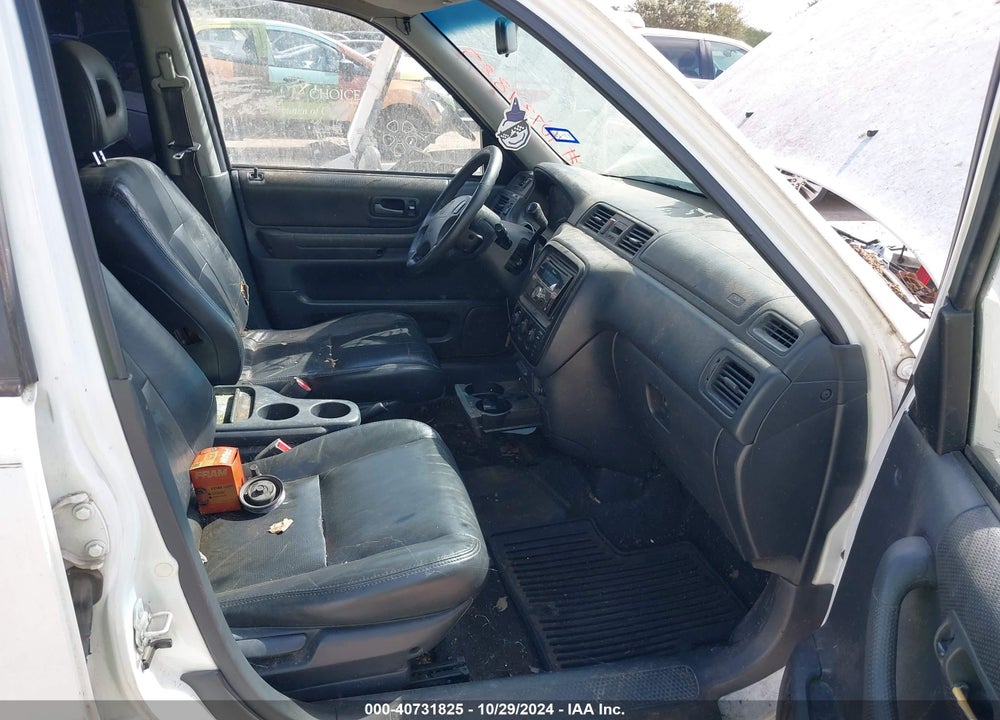2000 HONDA CR-V SPECIAL EDITION VIN: JHLRD1879YC037581