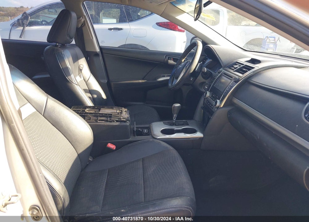 2014 TOYOTA CAMRY SE VIN: 4T1BF1FK1EU393878
