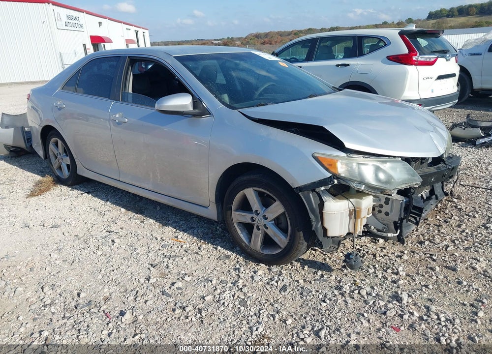 2014 TOYOTA CAMRY SE VIN: 4T1BF1FK1EU393878