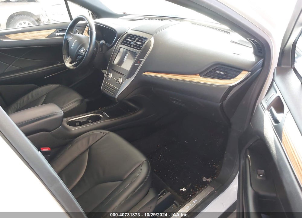 2016 LINCOLN MKC SELECT VIN: 5LMTJ2DH7GUJ01277