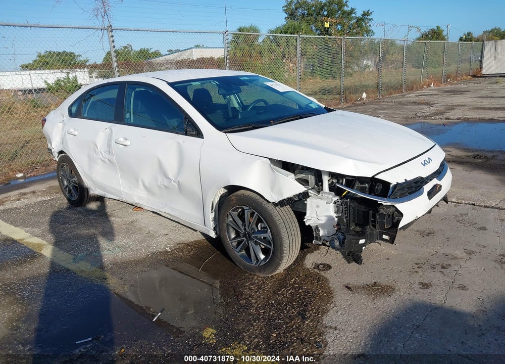 2024 KIA FORTE LXS VIN: 3KPF24AD3RE742717