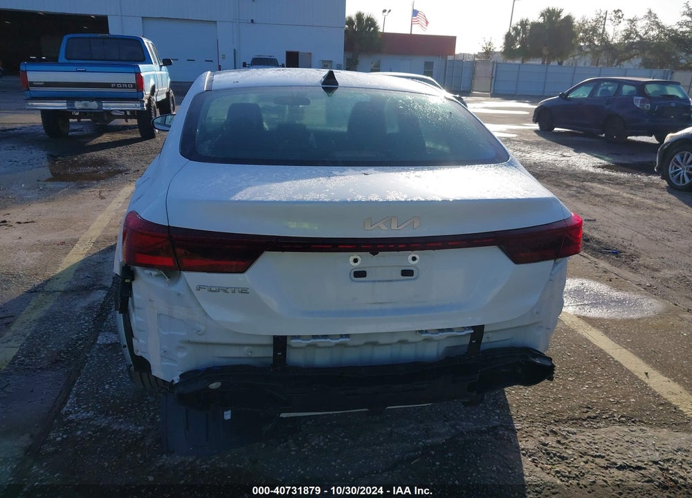 2024 KIA FORTE LXS VIN: 3KPF24AD3RE742717