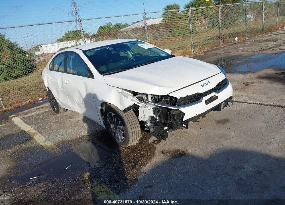 2024 KIA FORTE LXS VIN: 3KPF24AD3RE742717