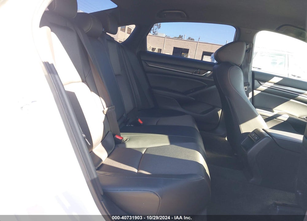 2022 HONDA ACCORD VIN: 1HGCV1F33NA069712