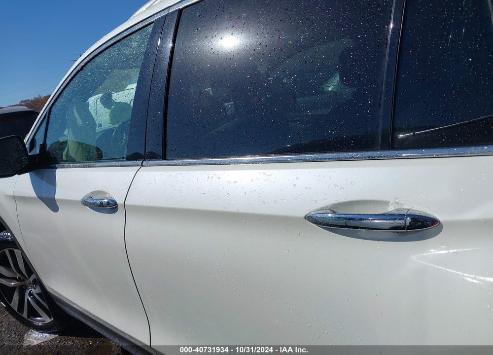 2017 HONDA PILOT TOURING VIN: 5FNYF6H94HB041977