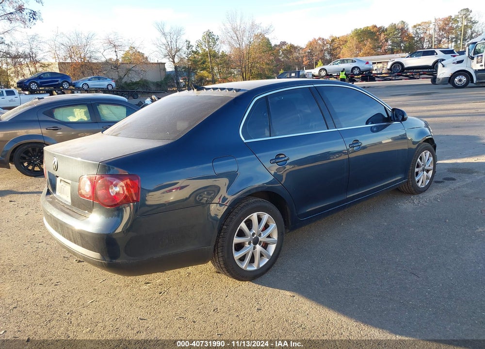 2010 VOLKSWAGEN JETTA SE VIN: 3VWRZ7AJ0AM038398