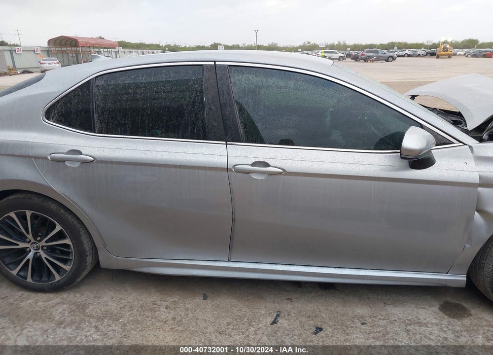 2019 TOYOTA CAMRY SE VIN: 4T1B11HK5KU690062