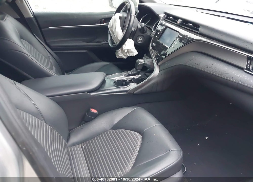 2019 TOYOTA CAMRY SE VIN: 4T1B11HK5KU690062
