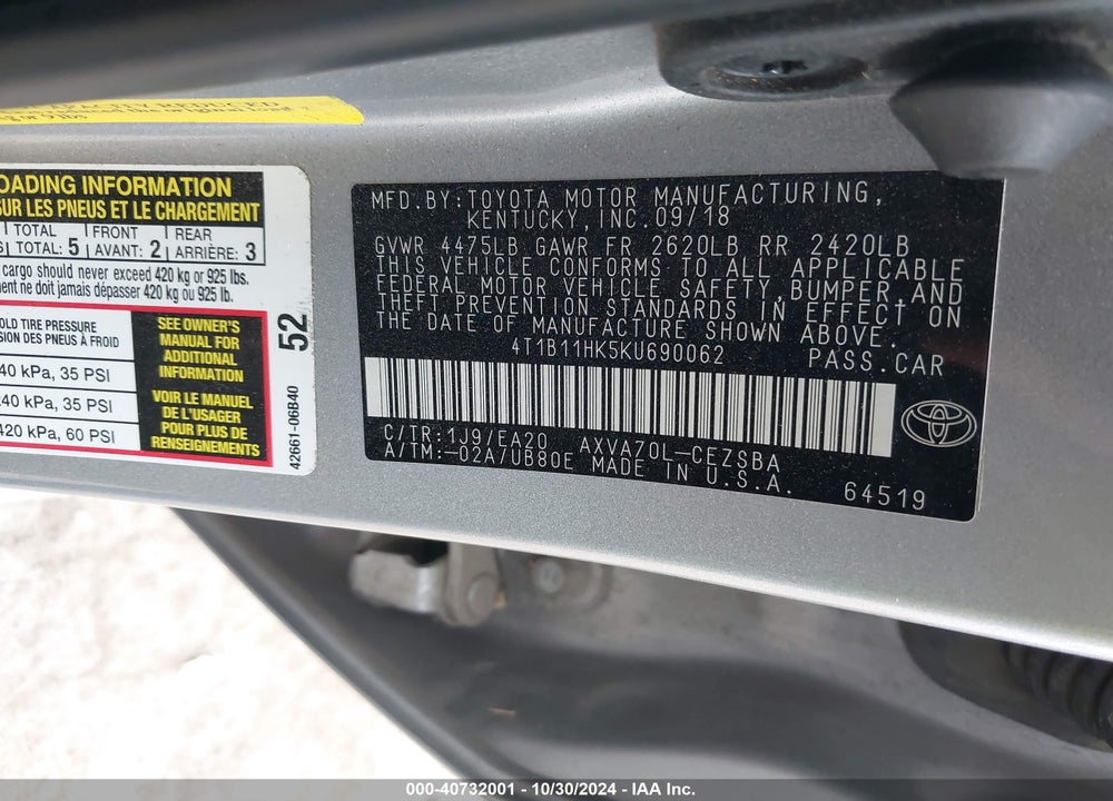 2019 TOYOTA CAMRY SE VIN: 4T1B11HK5KU690062