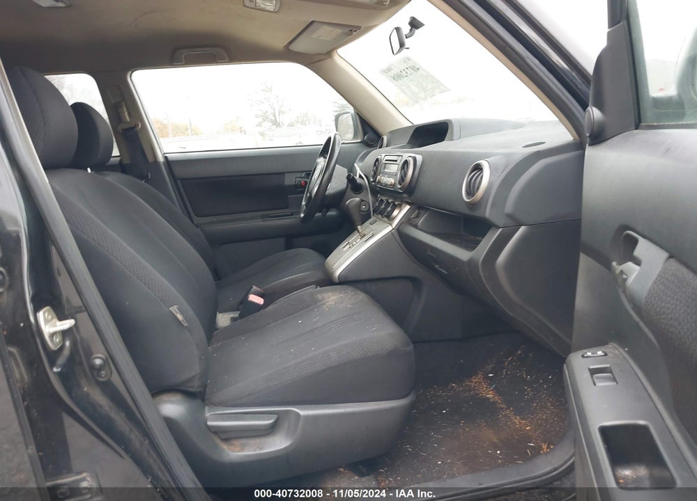 2009 SCION XB VIN: JTLKE50E991087895