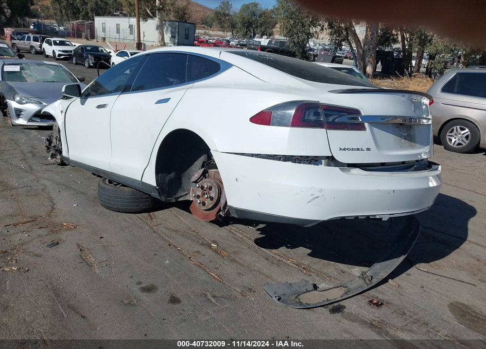 2015 TESLA MODEL S 60/70/85 VIN: 5YJSA1E11FF114029