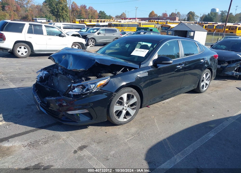 2019 KIA OPTIMA S VIN: 5XXGT4L34KG305358